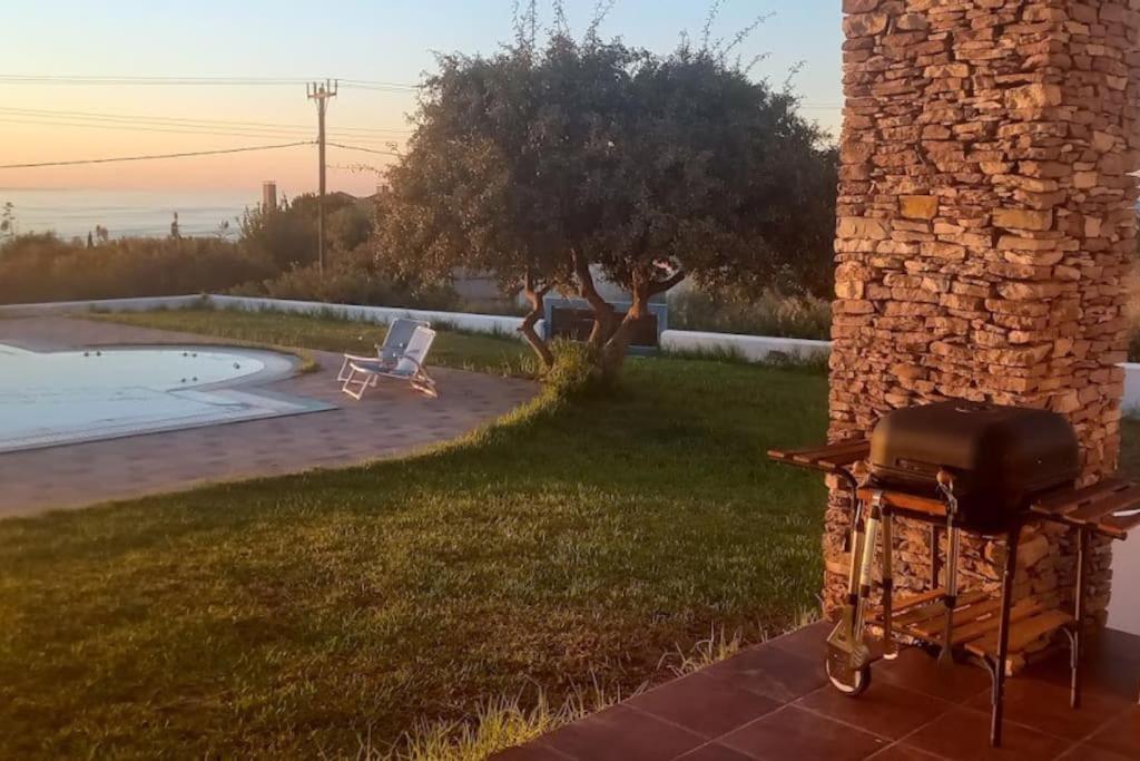 Cristelia Seafront & Pool Villa Lakhania Exterior foto