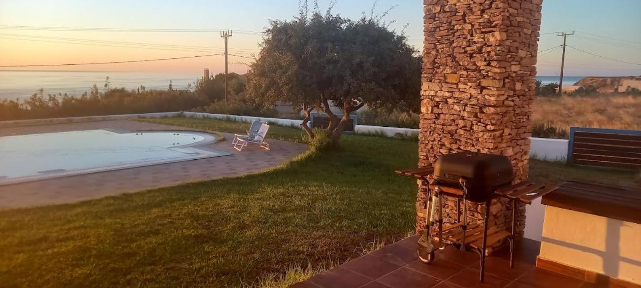 Cristelia Seafront & Pool Villa Lakhania Exterior foto