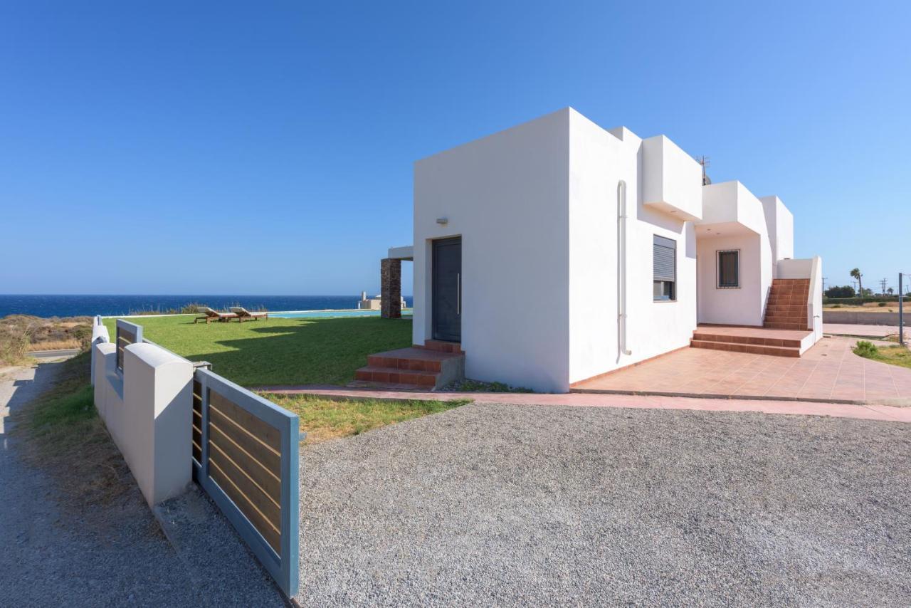 Cristelia Seafront & Pool Villa Lakhania Exterior foto