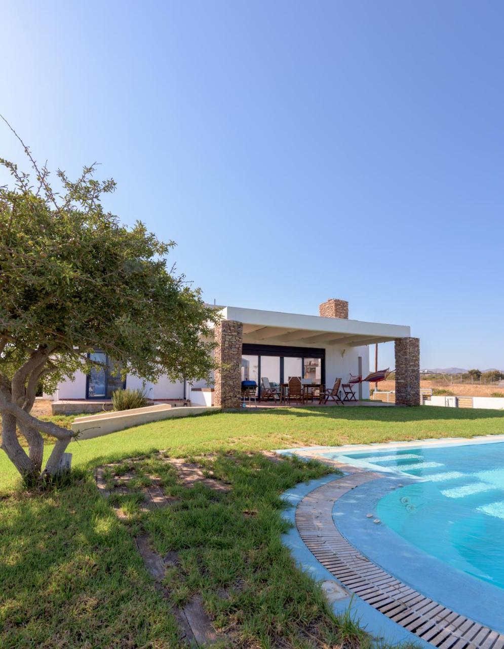 Cristelia Seafront & Pool Villa Lakhania Exterior foto